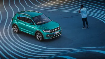 Volkswagen T Cross 30