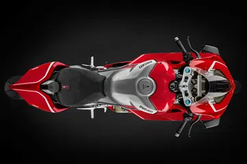 09 Ducati Panigale V4 R Uc69202 Mid