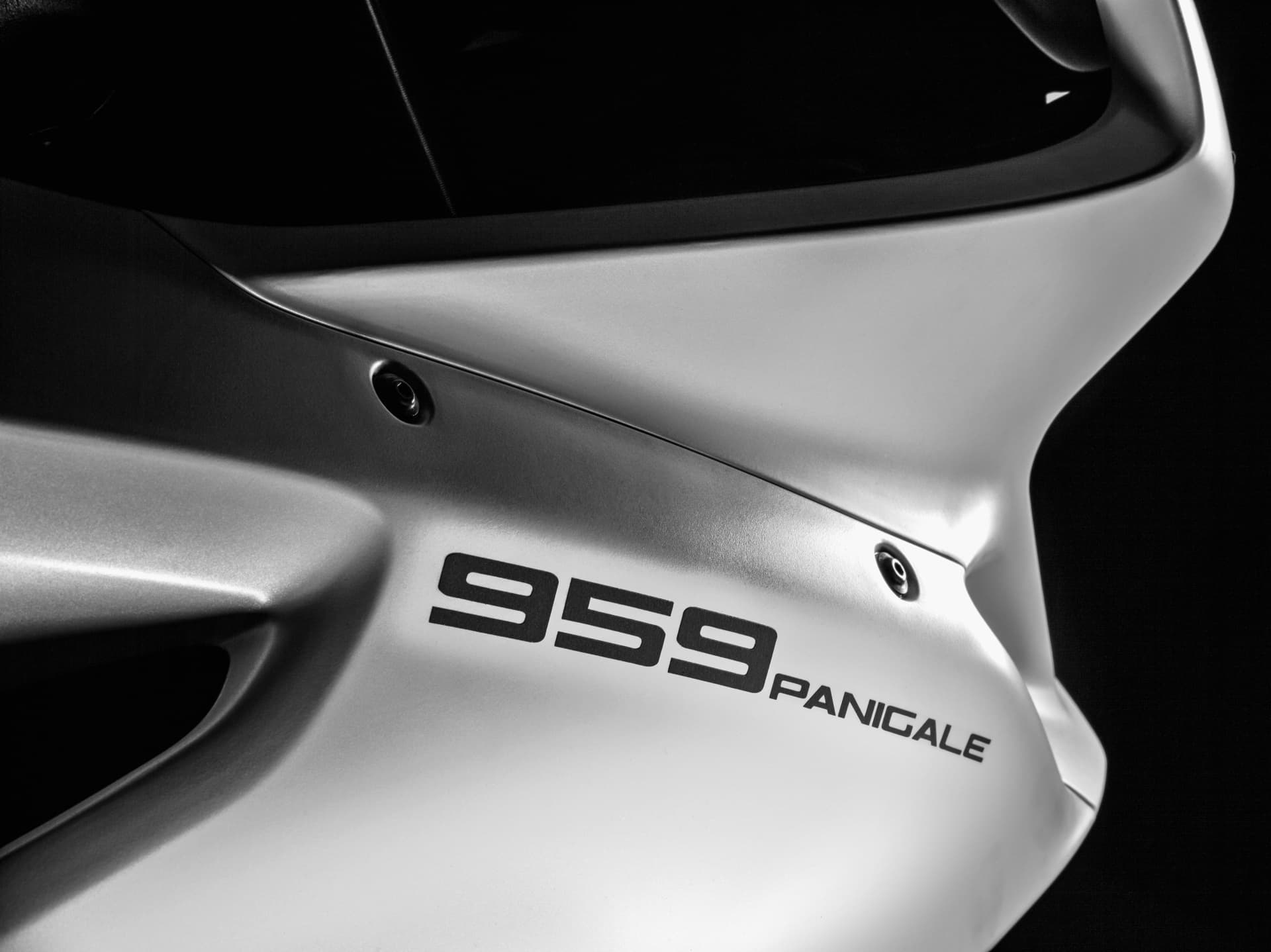 28 959 Panigale Uc36169 Mid