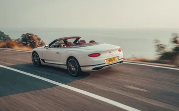 Bentley Continental Gt Convertible 2019 05