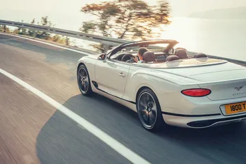 Bentley Continental Gt Convertible 2019 06