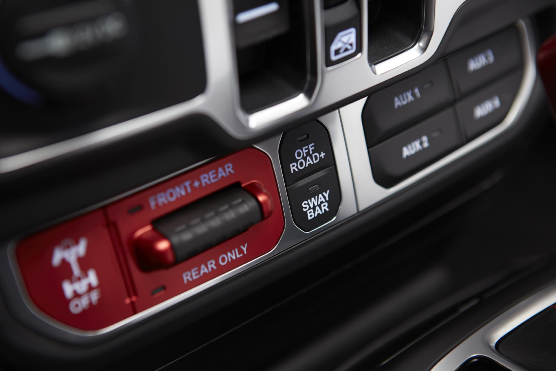 Vista de los controles de tracción del Jeep Gladiator.