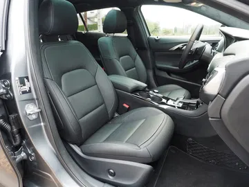Infiniti Qx30 Interior 00004
