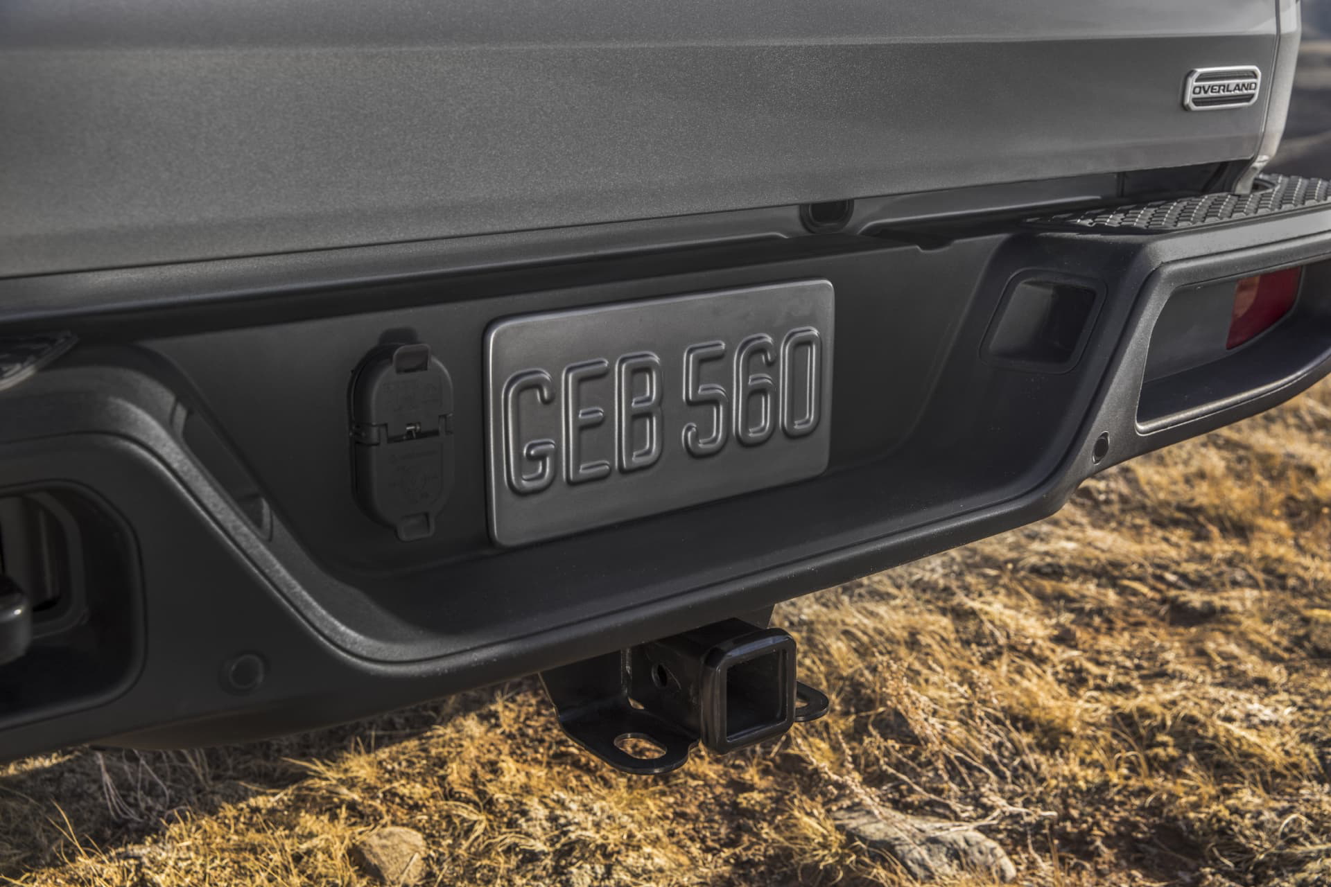 Vista del detalle específico de la zona trasera del Jeep Gladiator.