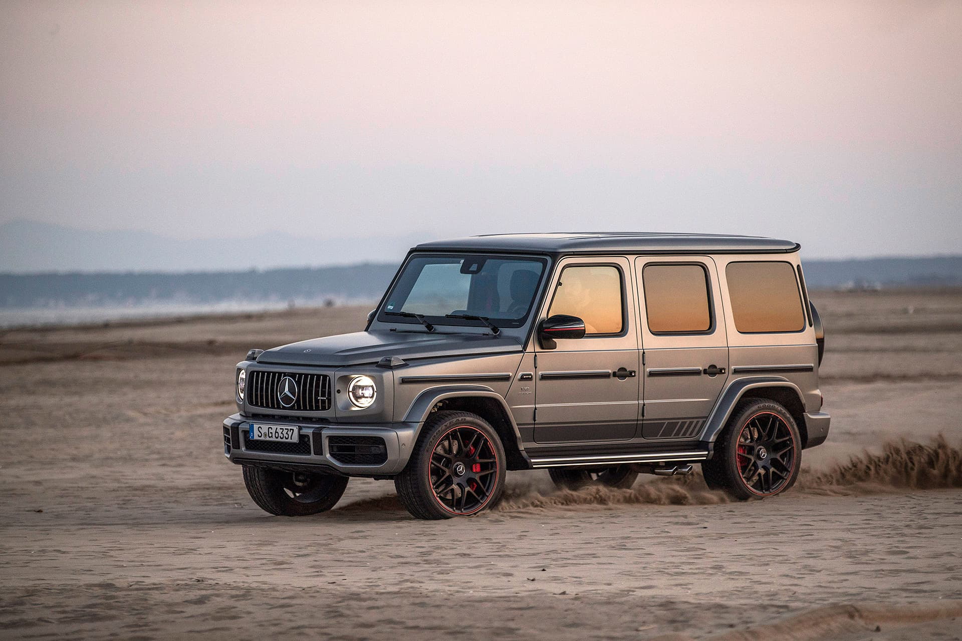 Mercedes Amg G 63 00002