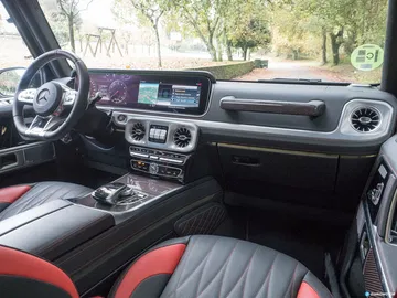 Mercedes Amg G 63 Interior 00008