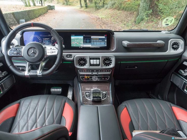 Mercedes Amg G 63 Interior 00012
