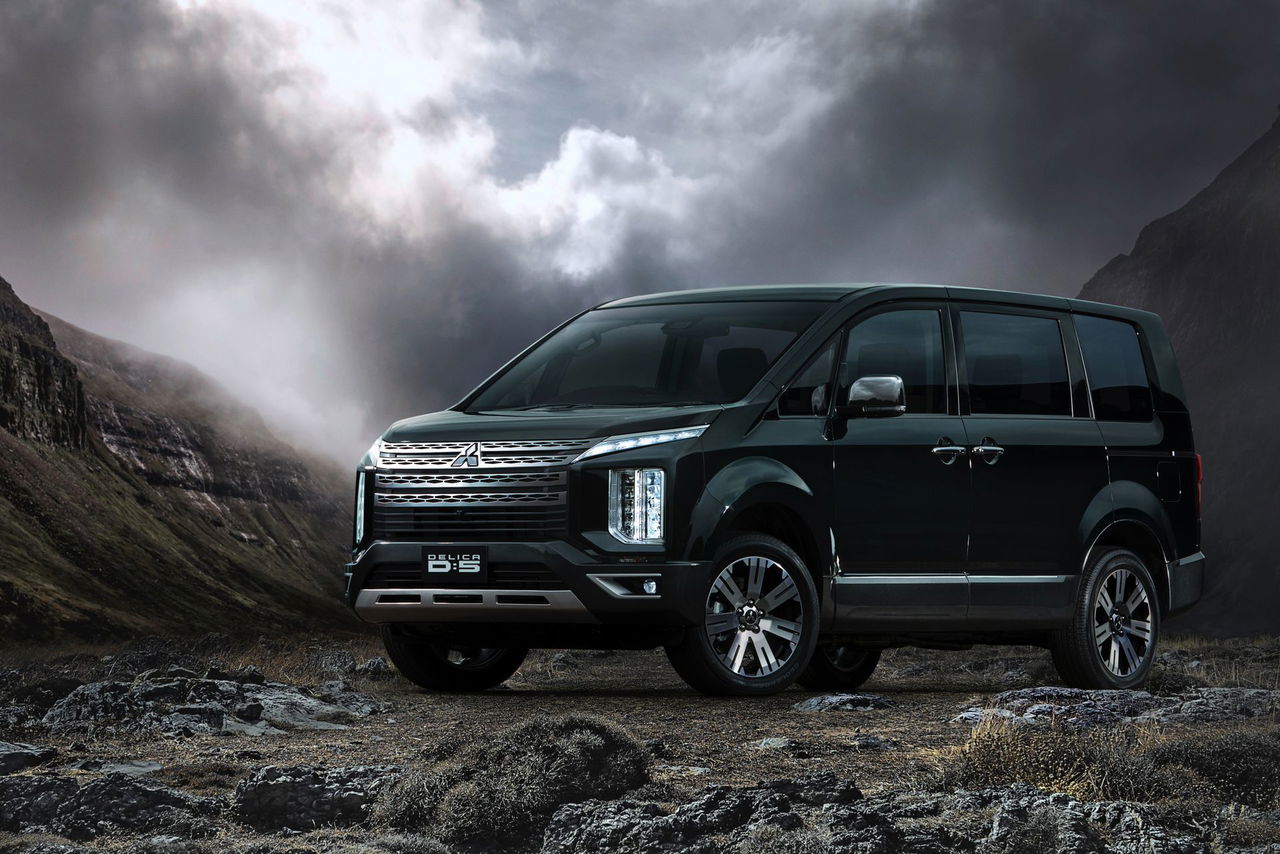 Mitsubishi Delica 2019 3