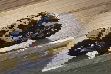 P90327343 Highres The New Bmw S 1000 R