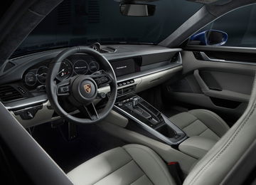 Porsche 911 2019 992 Interior 2