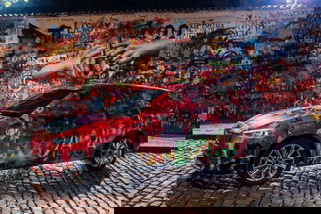 Skoda Scala Fotos Praga Muro John Lennon 05