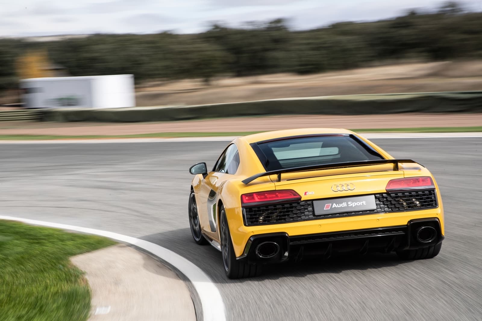 Audi R8 2019 Ascari 1218 027