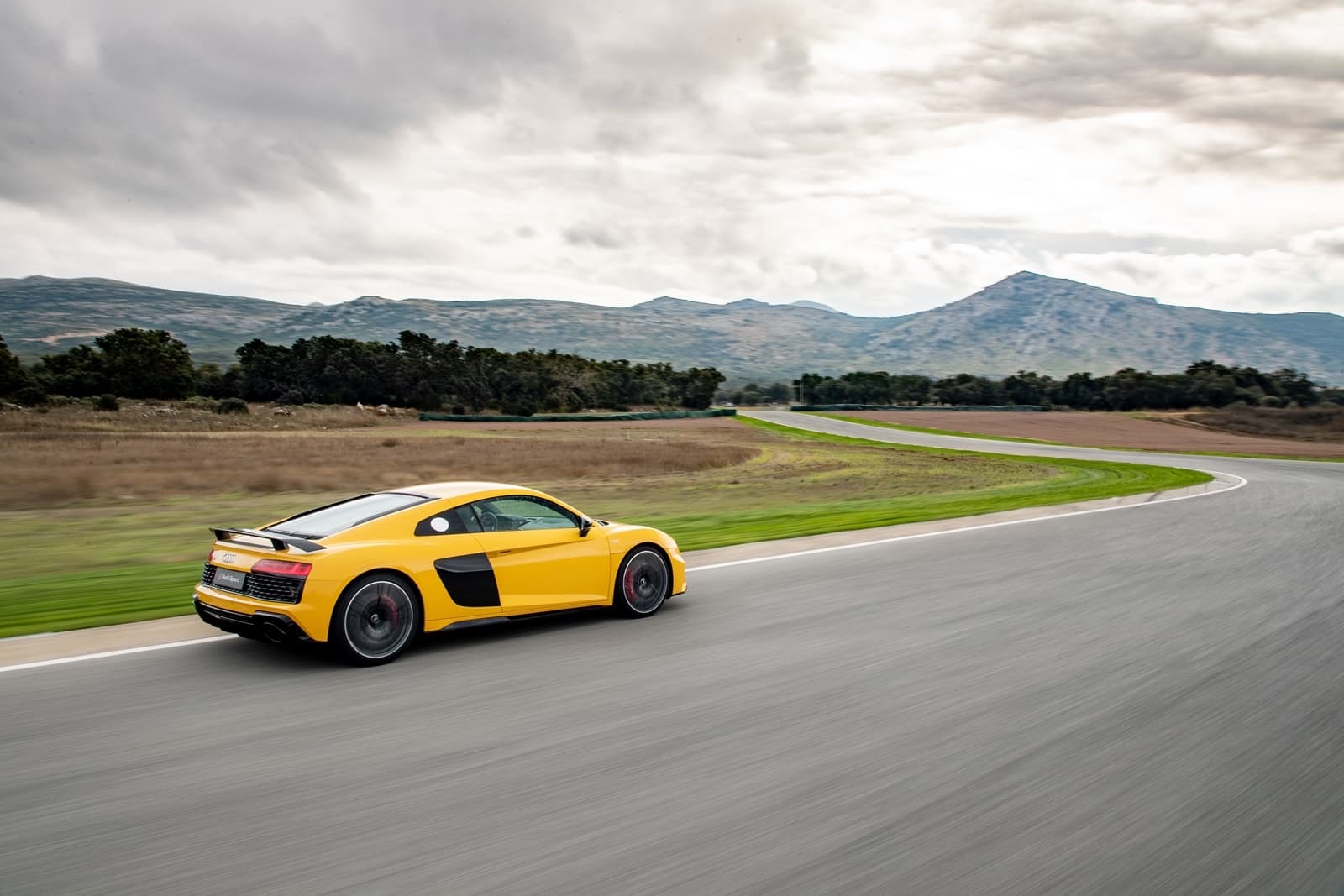 Audi R8 2019 Ascari 1218 113