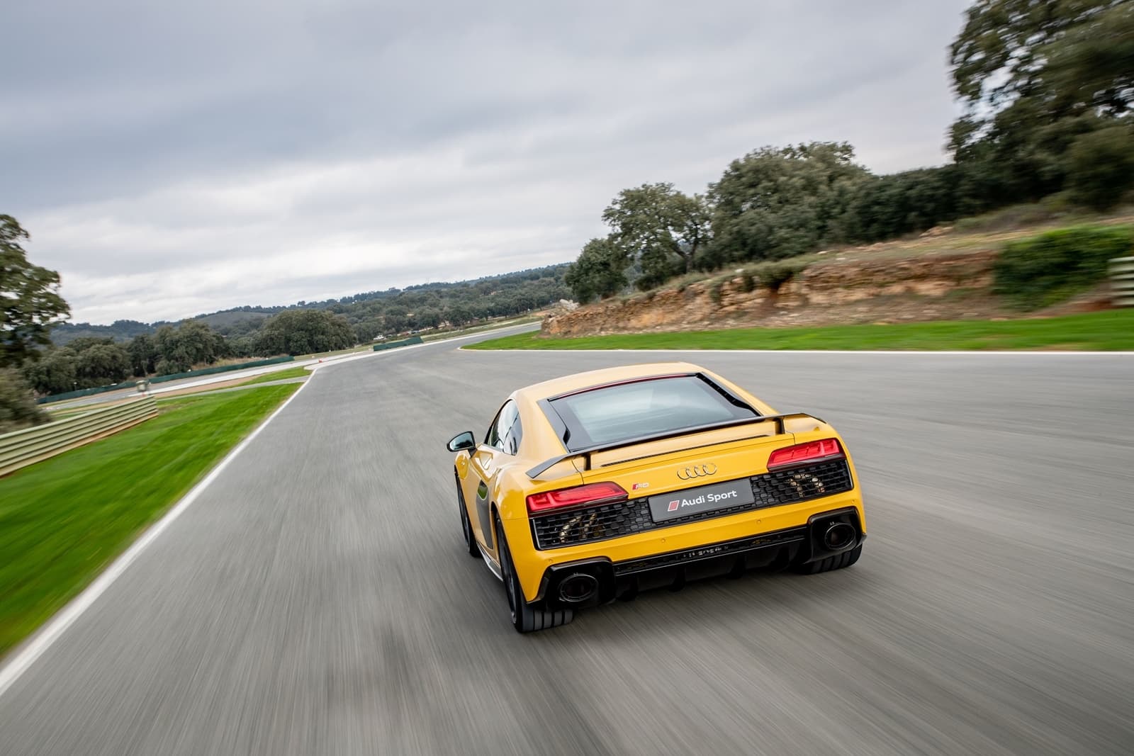 Audi R8 2019 Ascari 1218 115