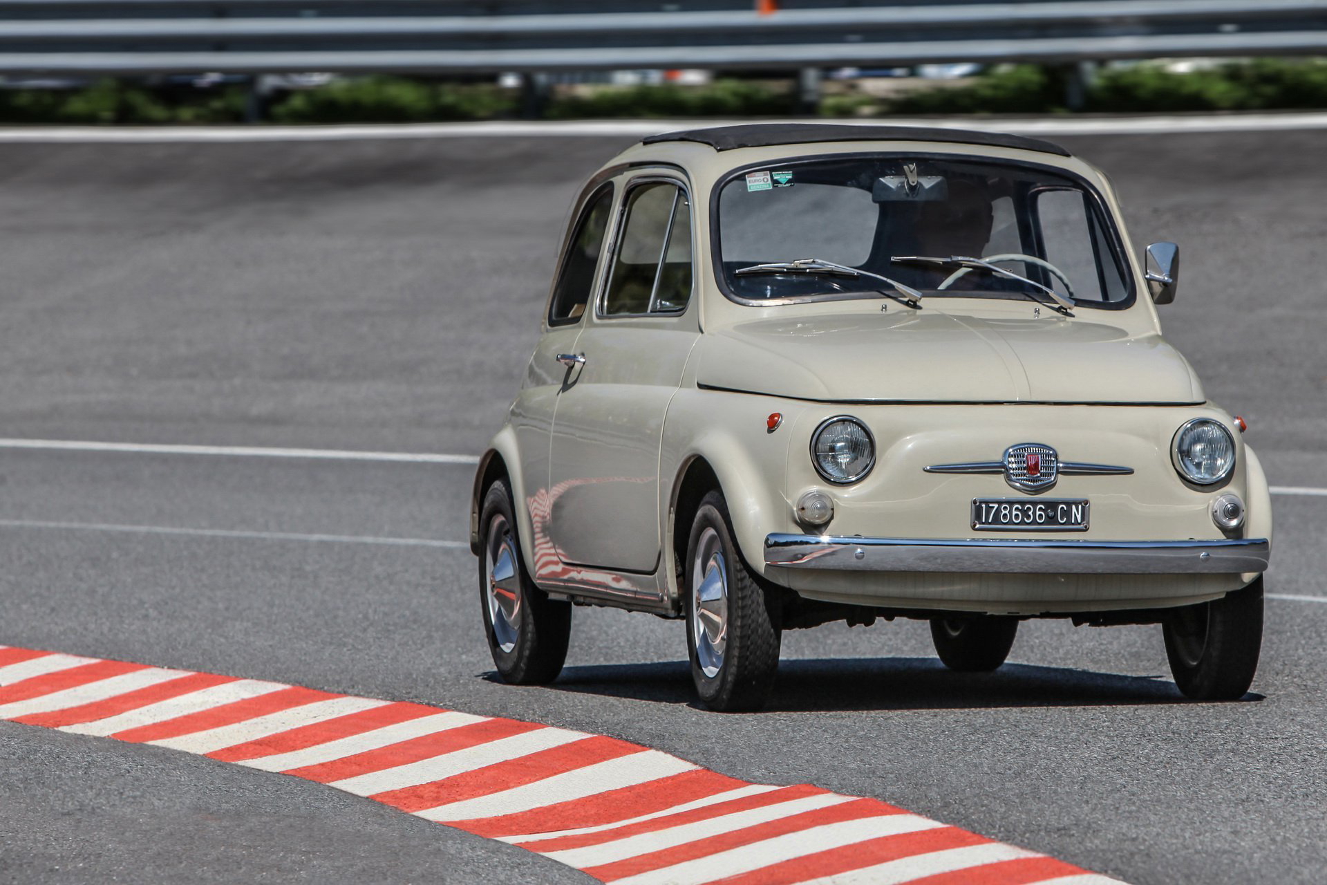 Fiat 500 F Moma 5