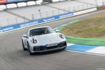 Porsche 911 992 Workshop 4