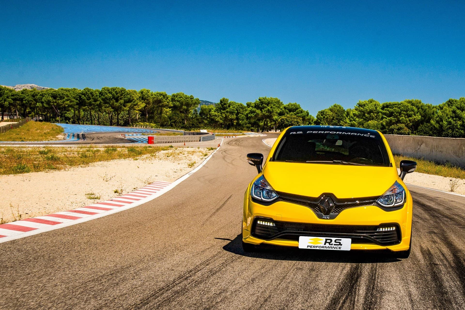 Renault RS Performance Parts es la nueva l nea de piezas oficiales