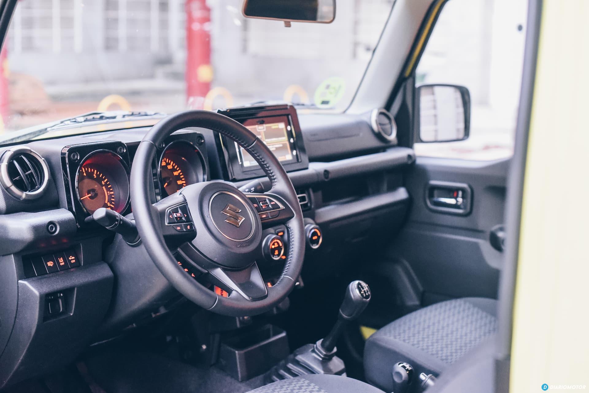Suzuki Jimny 16