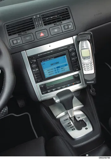 Volkswagen 6 Speed Dsg: Golf R32 Cockpit