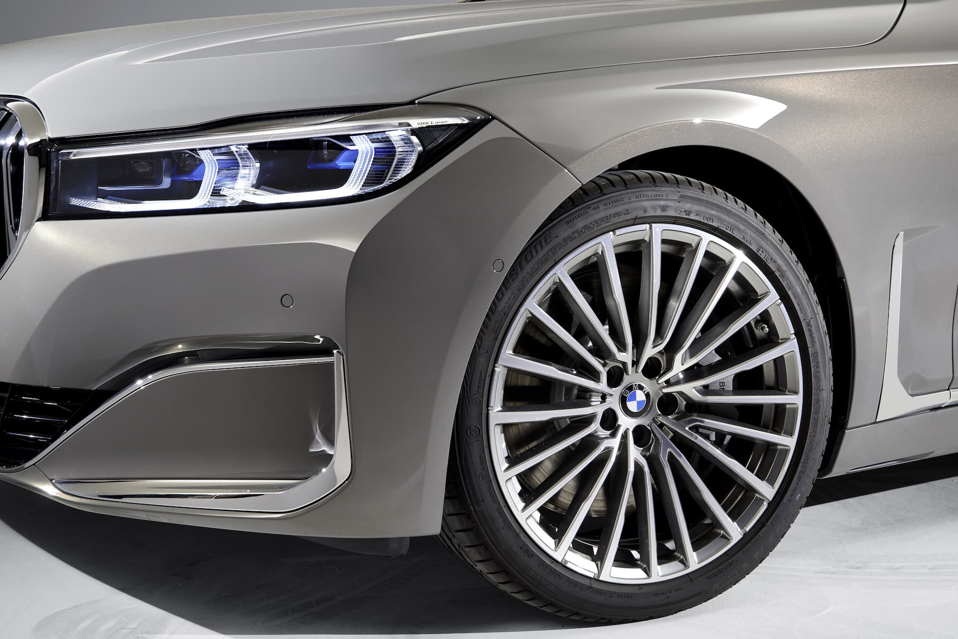 Bmw Serie 7 Todos Los Detalles P90331998 Highres