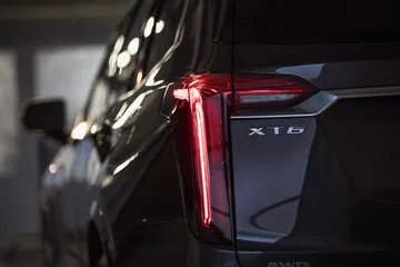 The Cadillac Xt6 Premium Luxury Model Features Unique Front And