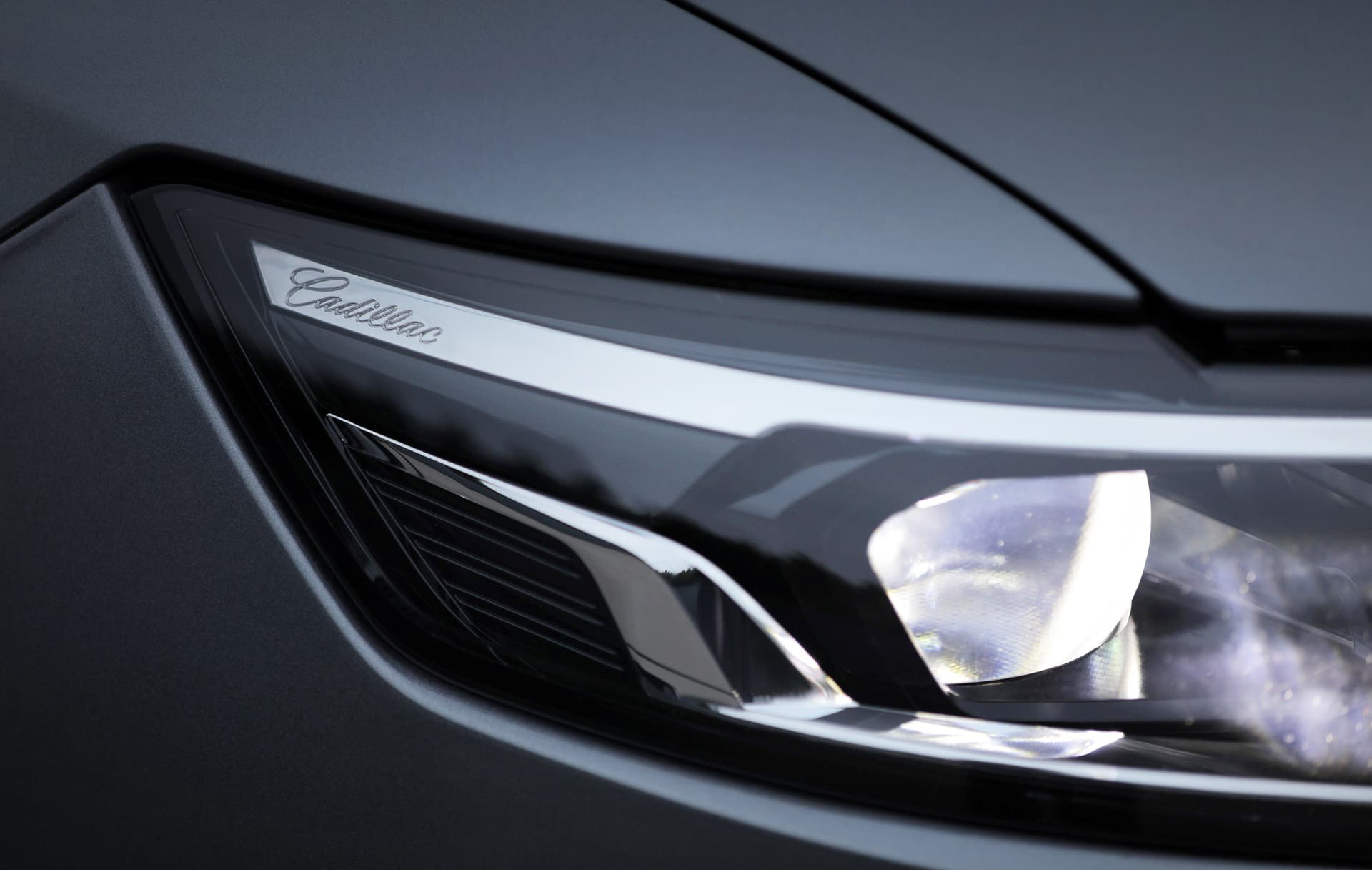 The First Ever Cadillac Xt6 Sport Offers An Available Led Perfor