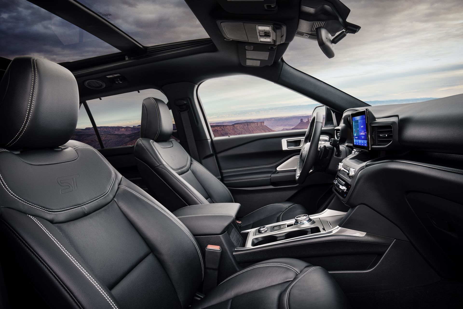 El Ford Explorer 21 En Oferta 457 Cv 7 Plazas Y Mucho Equipamiento A Precio De Chollo Diariomotor