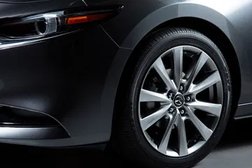 Mazda 3 2019 Gris Detalles 01