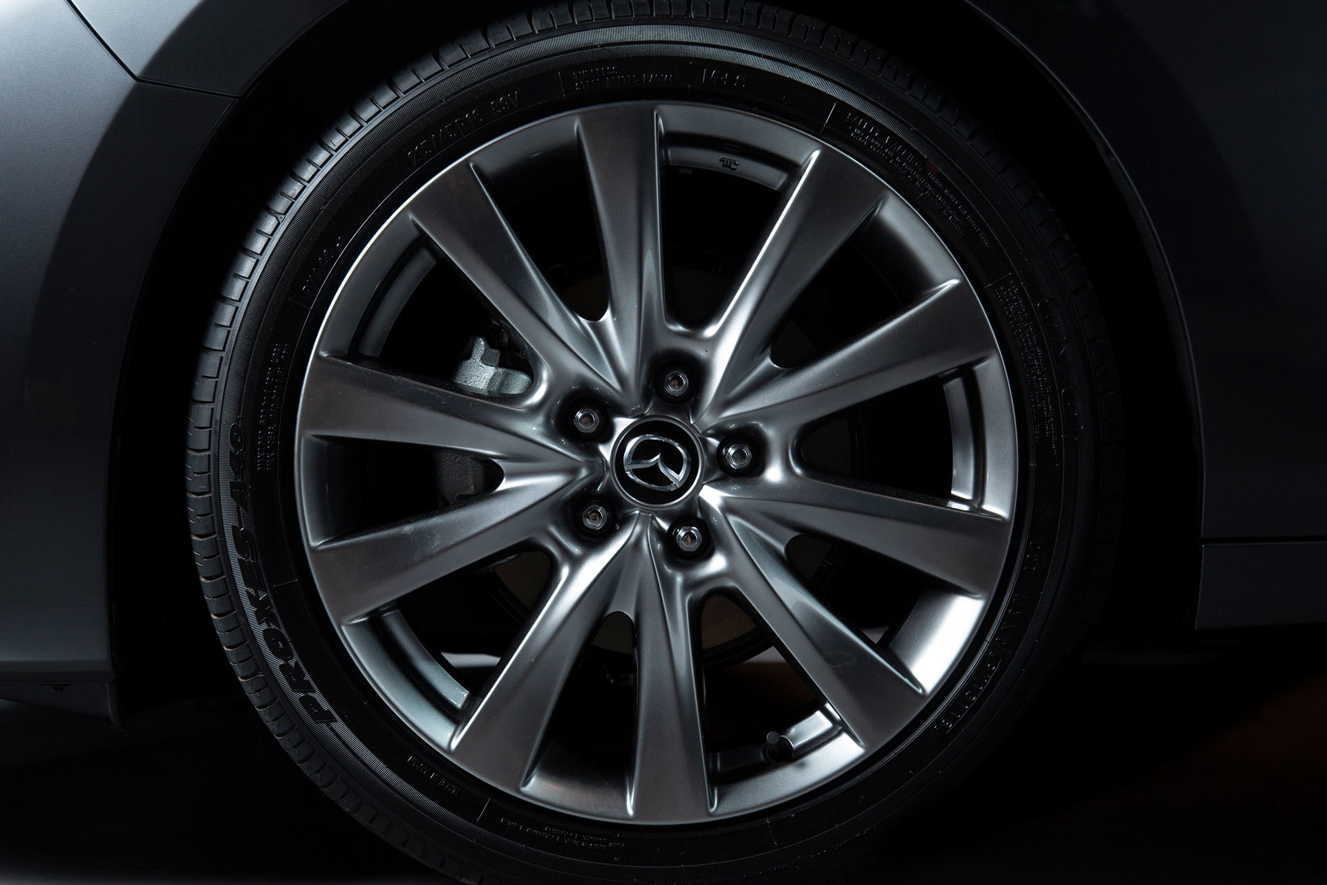 Mazda 3 2019 Gris Detalles 02