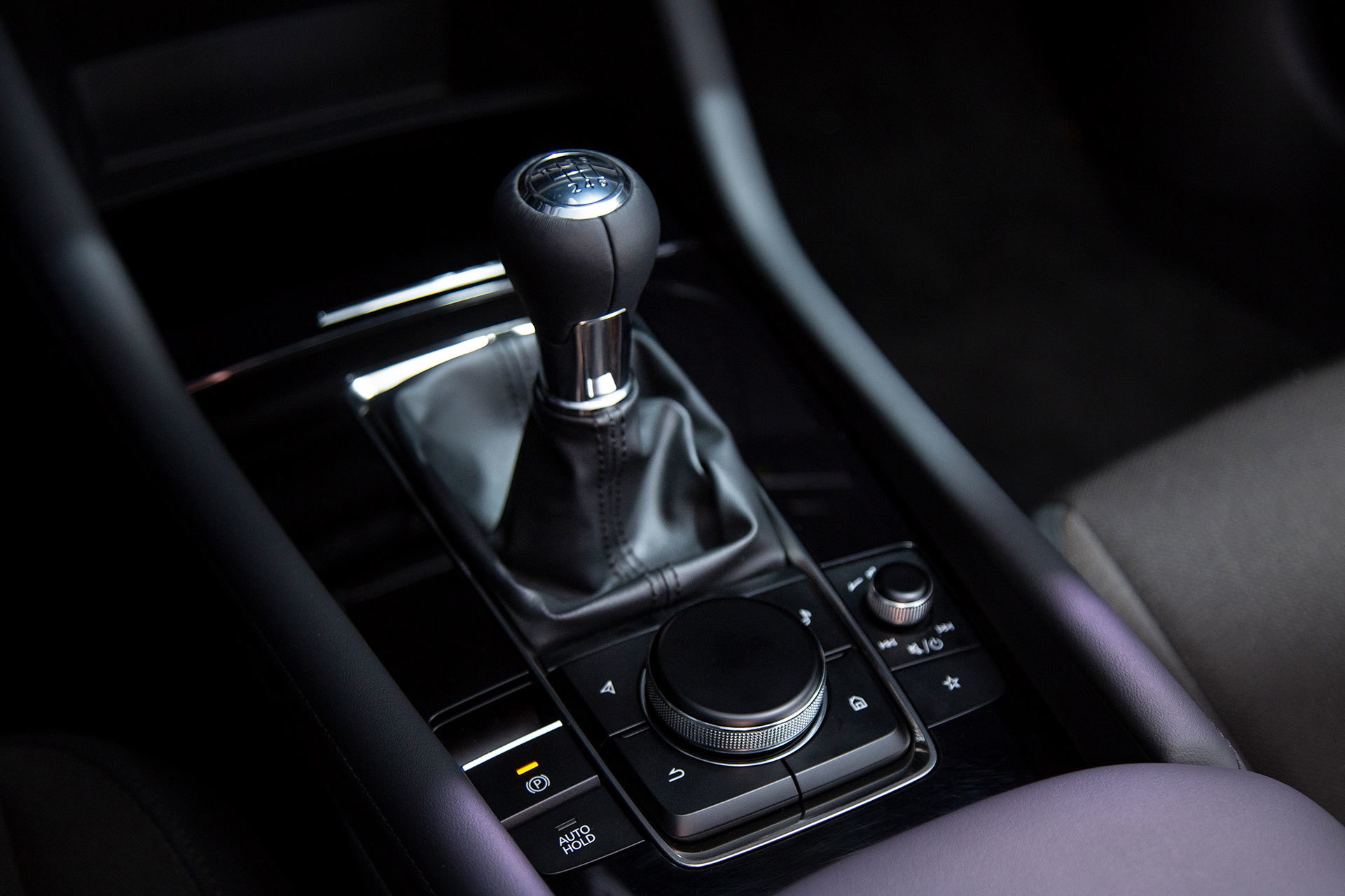 Mazda 3 2019 Interior 16