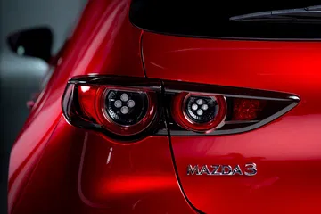 Mazda 3 2019 Rojo Detalles 05