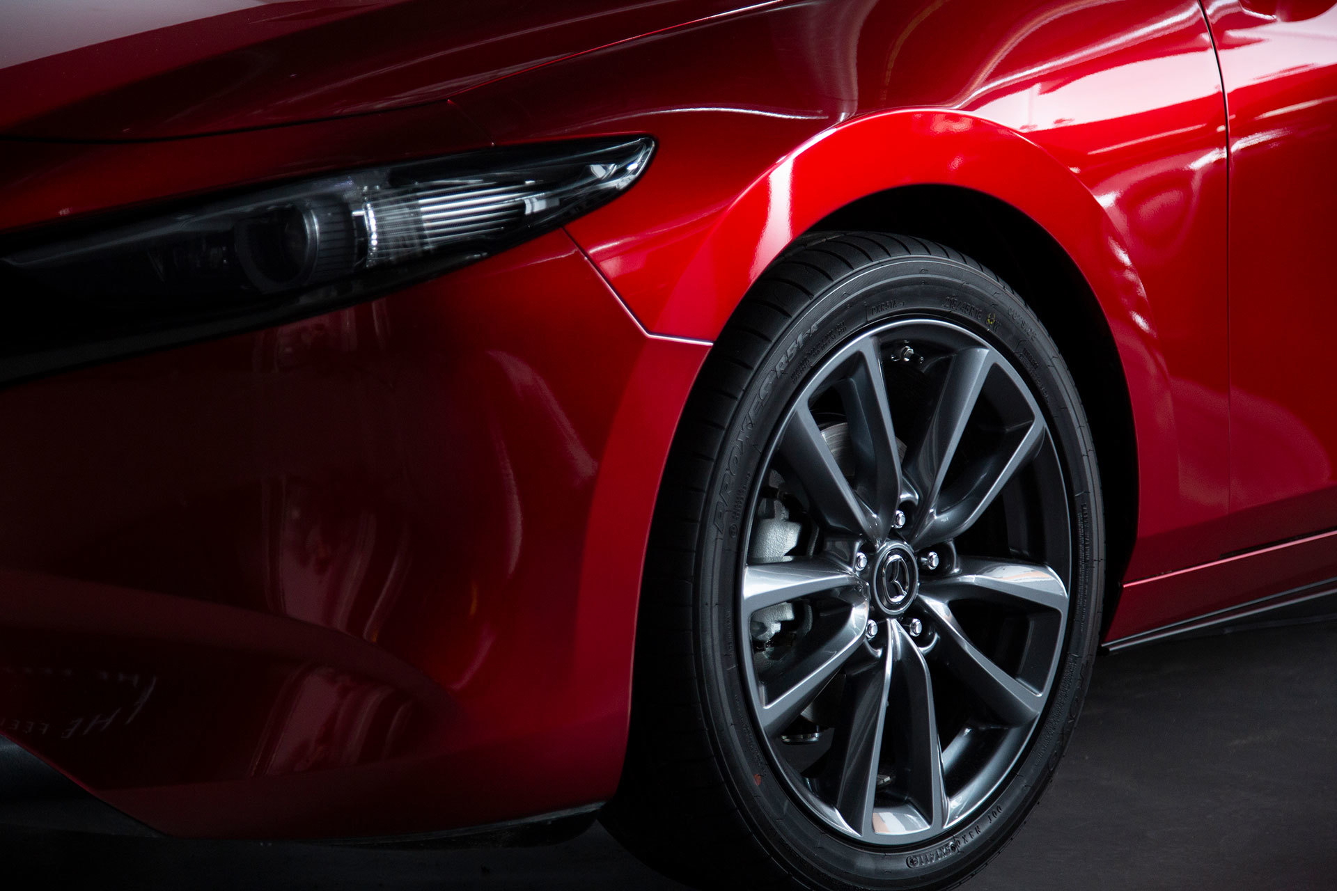 Mazda 3 2019 Rojo Detalles 07