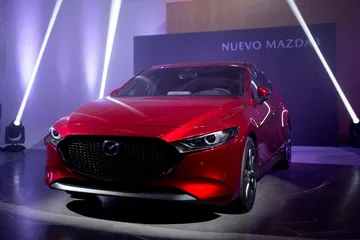 Mazda 3 Rojo Exterior 04