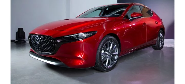 Mazda 3 Rojo Exterior 06