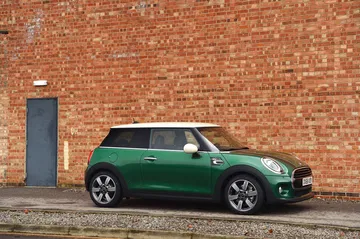 Mini Cooper 60 Years Edition 10