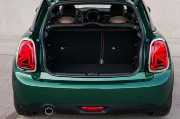 Mini Cooper 60 Years Edition 100
