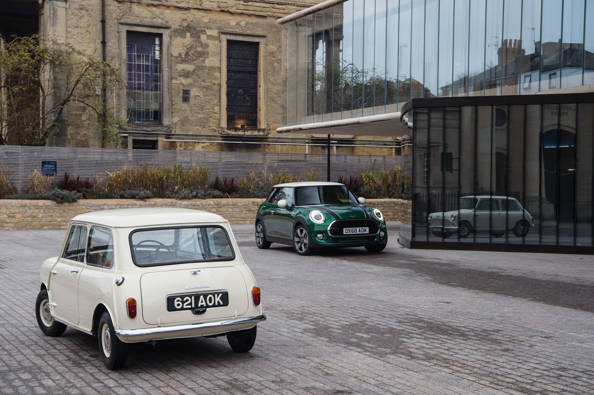 Mini Cooper 60 Years Edition 108