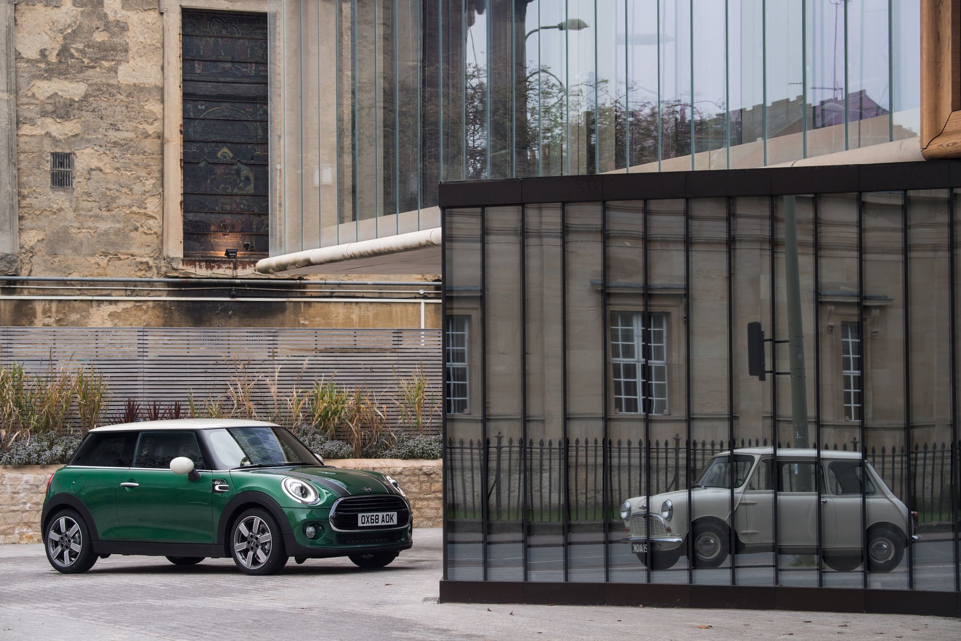 Mini Cooper 60 Years Edition 111
