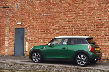 Mini Cooper 60 Years Edition 15