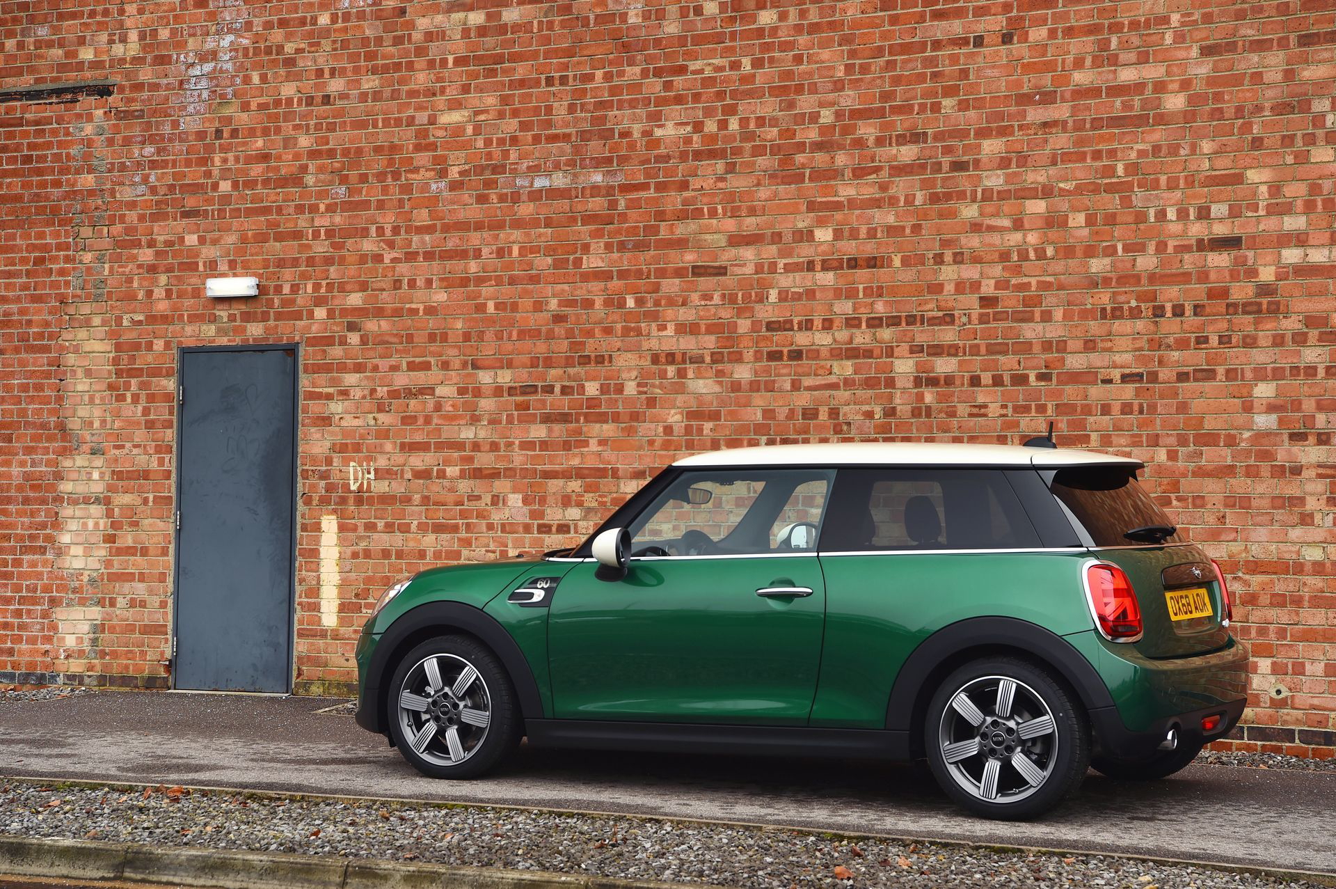 Mini Cooper 60 Years Edition 15
