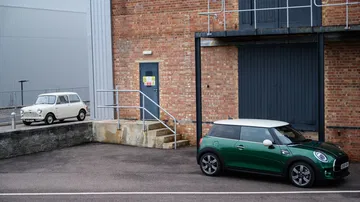 Mini Cooper 60 Years Edition 158