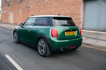 Mini Cooper 60 Years Edition 31