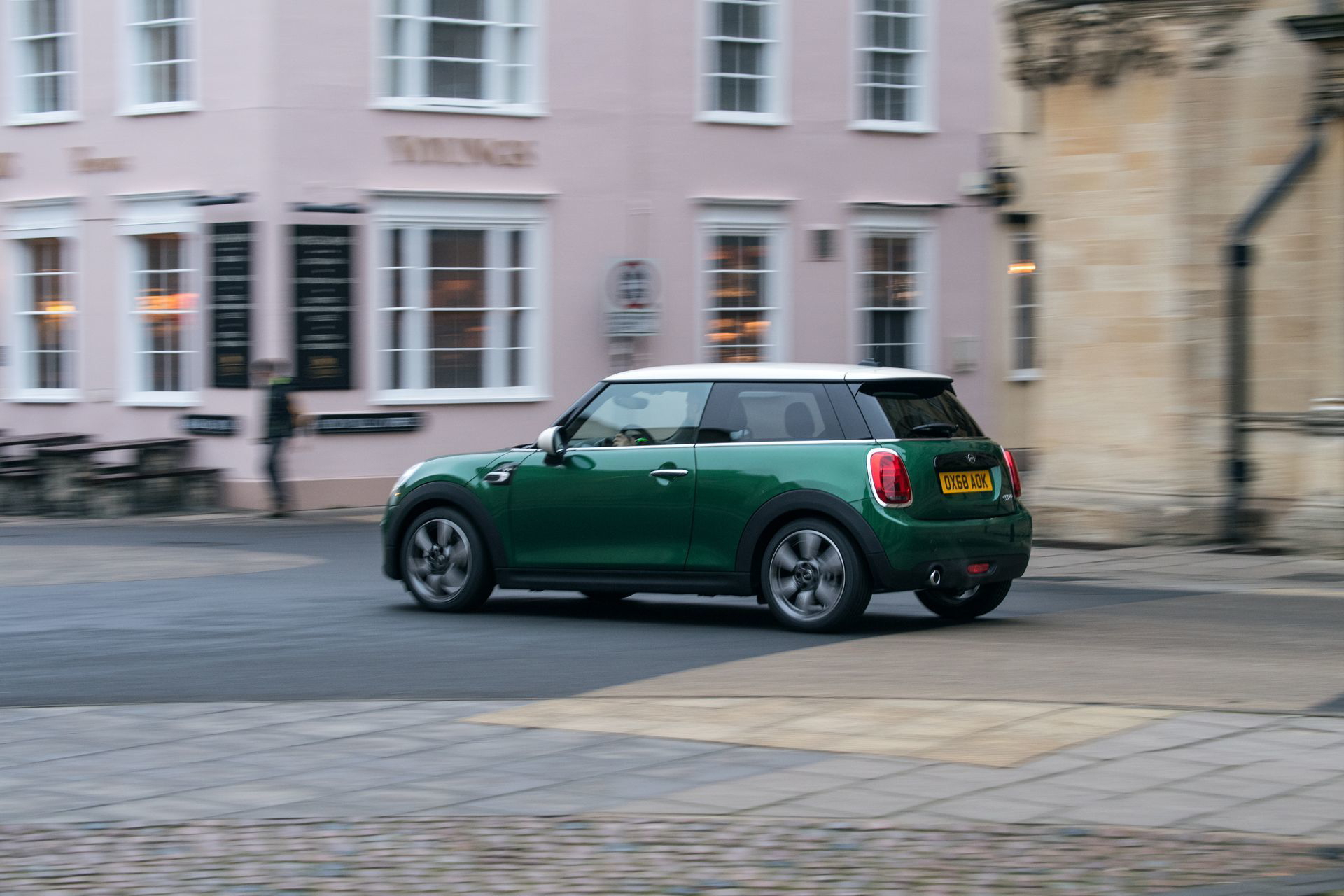 Mini Cooper 60 Years Edition 34