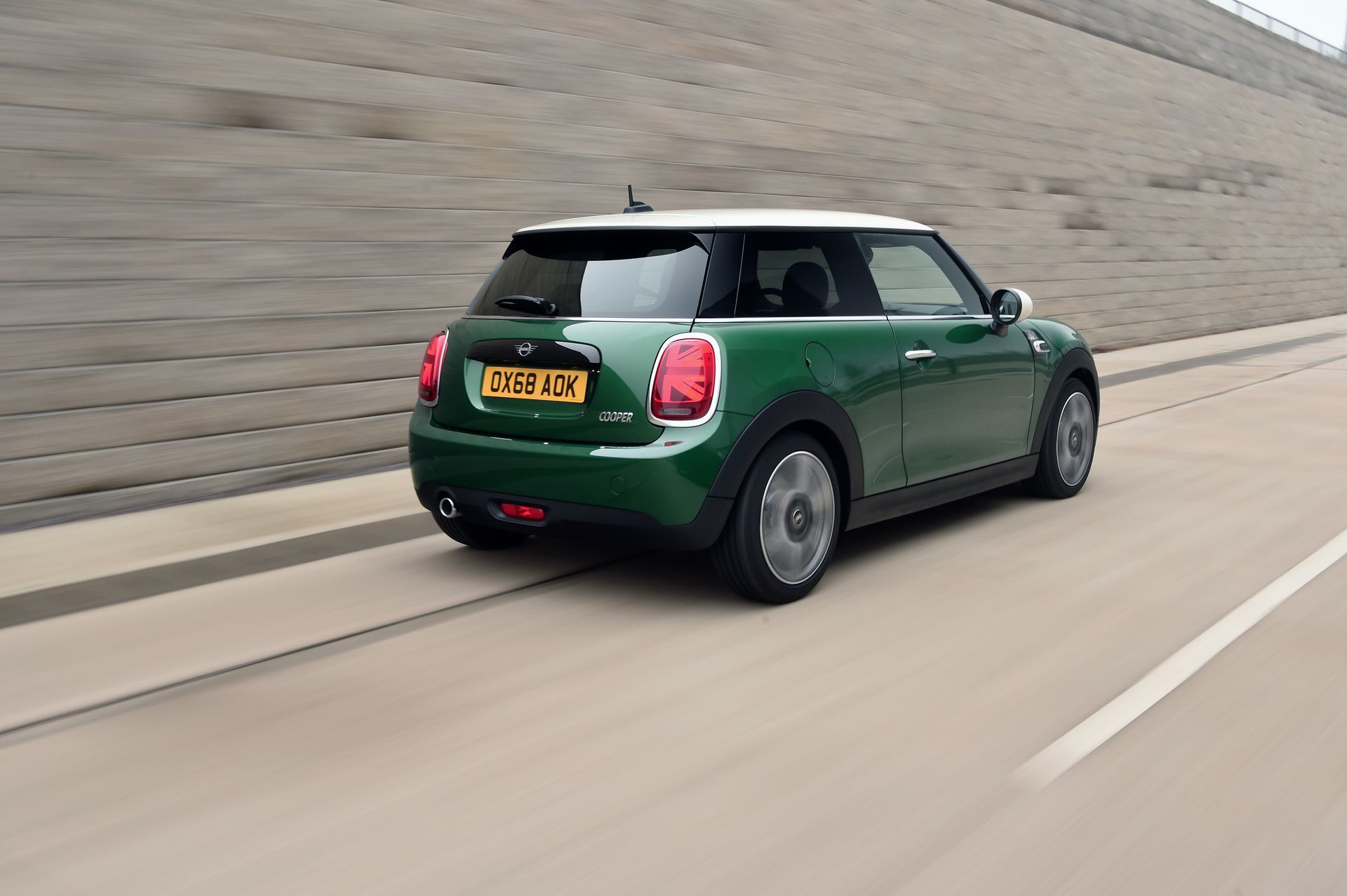 Mini Cooper 60 Years Edition 47