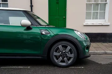 Mini Cooper 60 Years Edition 52