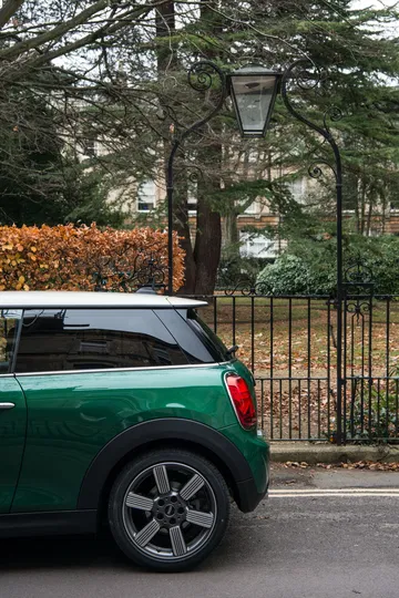 Mini Cooper 60 Years Edition 53