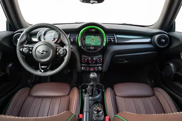 Mini Cooper 60 Years Edition Interior 9