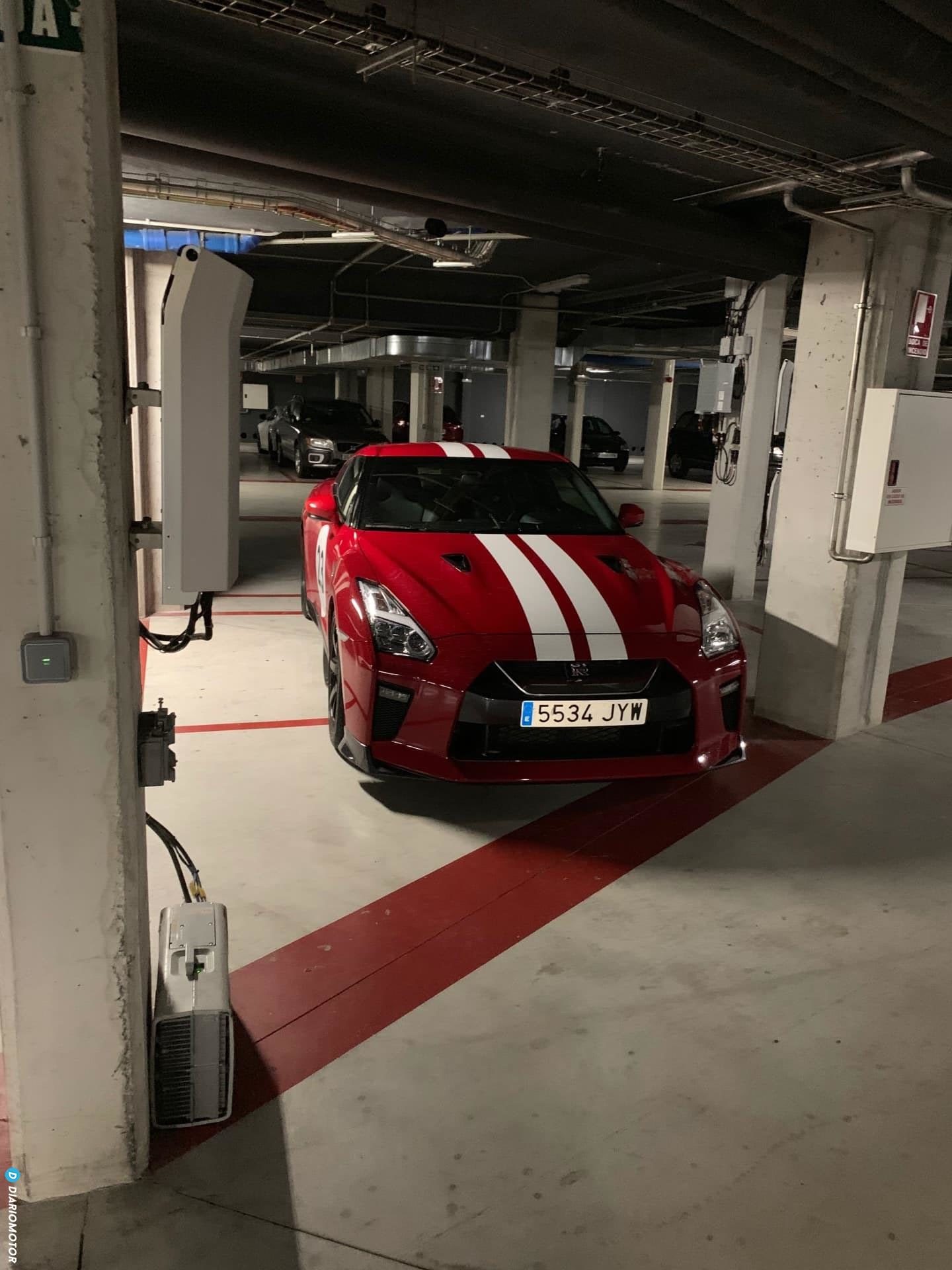 Nissan Gt R Parking 6to6 2