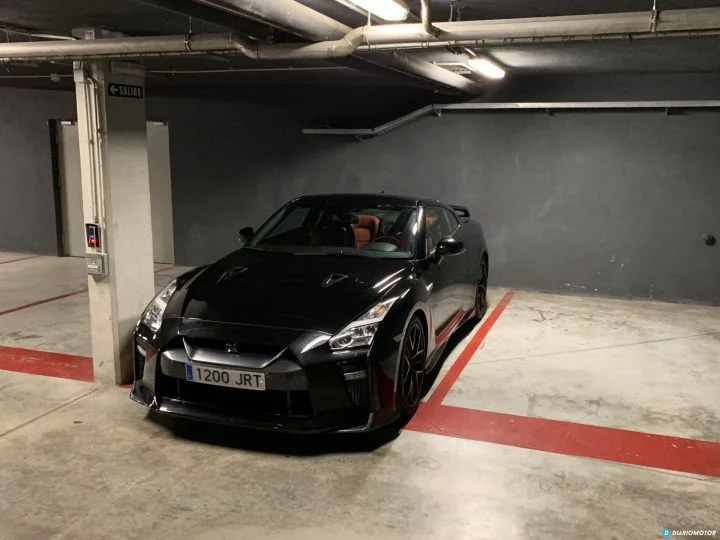 Nissan Gt R Parking 6to6 3