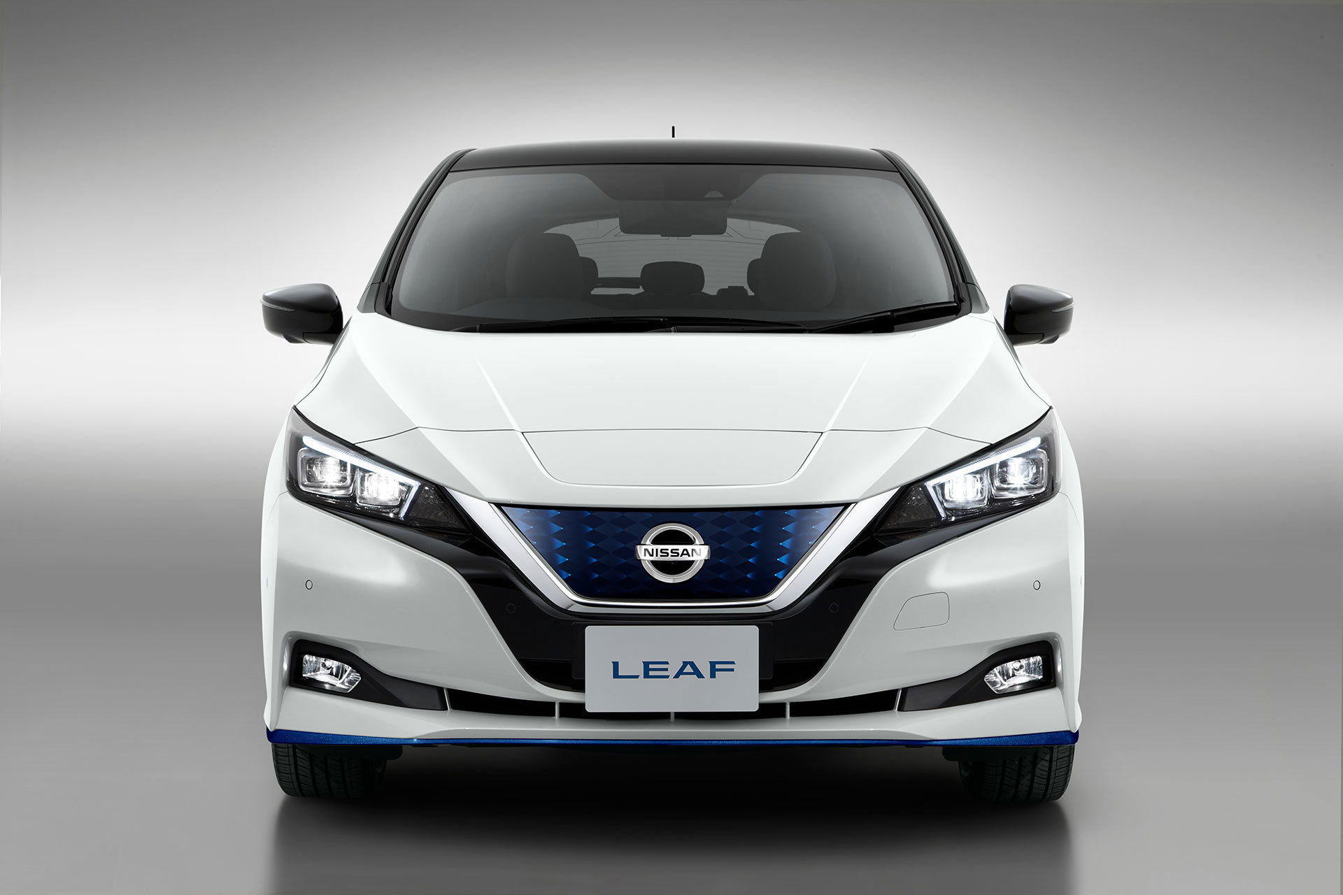 Nissan Leaf 3zero Blanco Exterior 06